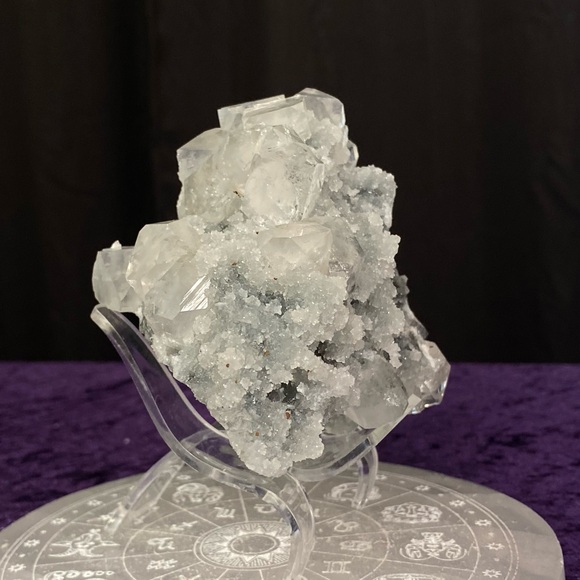 Grey Apophyllite 🖤💎🤍 - Picture 4 of 4